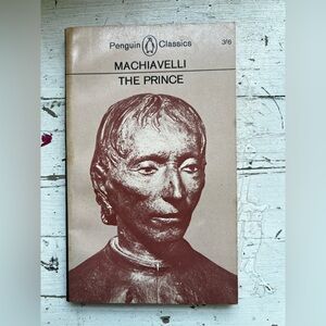 Penguin Classics 'The Prince' Book